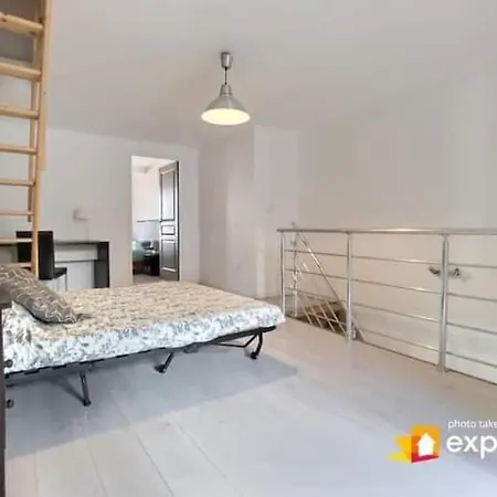 Maison de ville avec petite cour Saint-Mihiel Extérieur photo